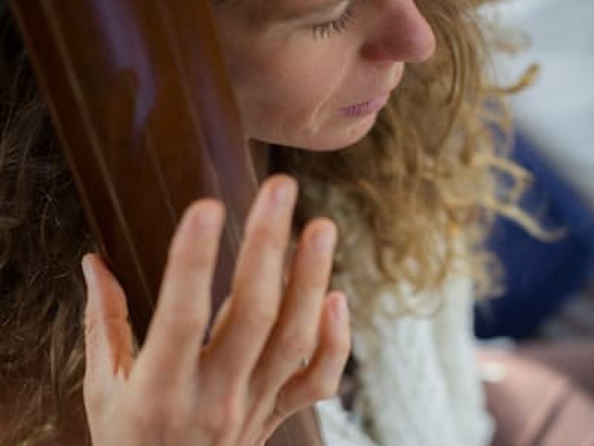 Rafaelle-therapeutic-sound-bath