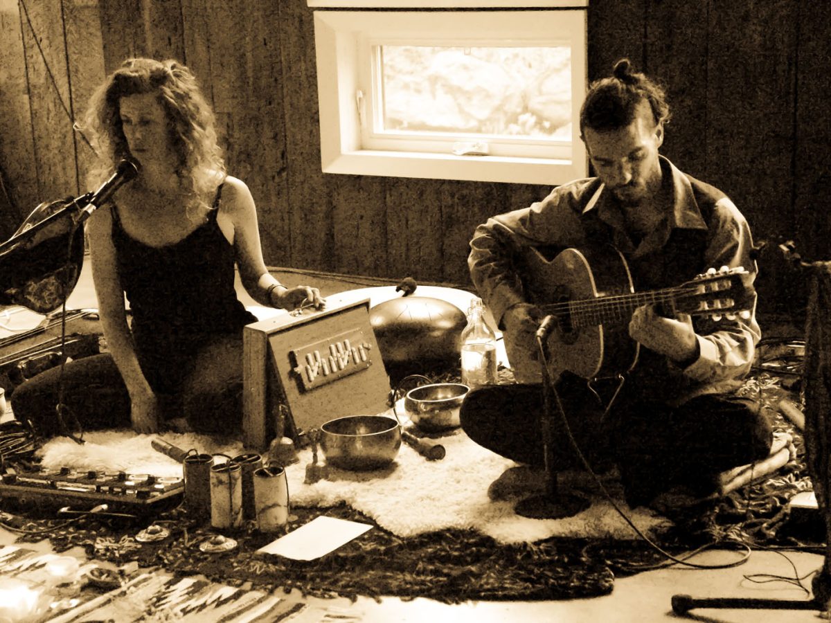 rafaelle-mackay-performances-kali-moon